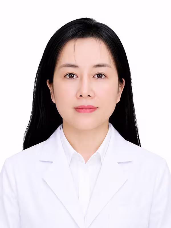 BS CKI Lục Loan Phương.jpg
