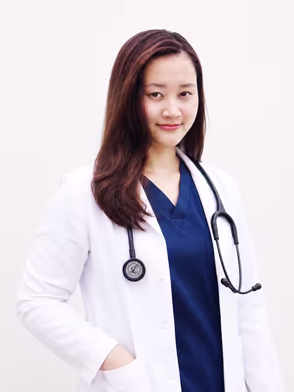 BS Nguyễn Thùy Dương- Thạc sỹ.jpg